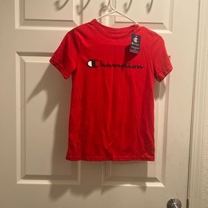 Champion t-shirt Kids color red size Medium new